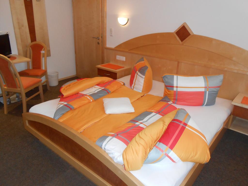 Apart Zangerle Kappl  Chambre photo