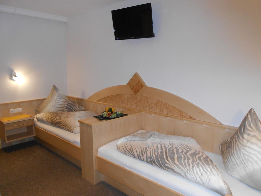 Apart Zangerle Kappl  Chambre photo